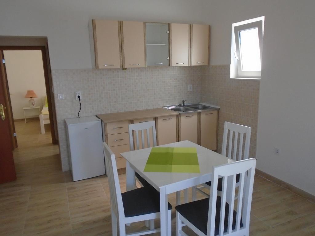 Apartments Kanli Kula Херцег-Новий Екстер'єр фото